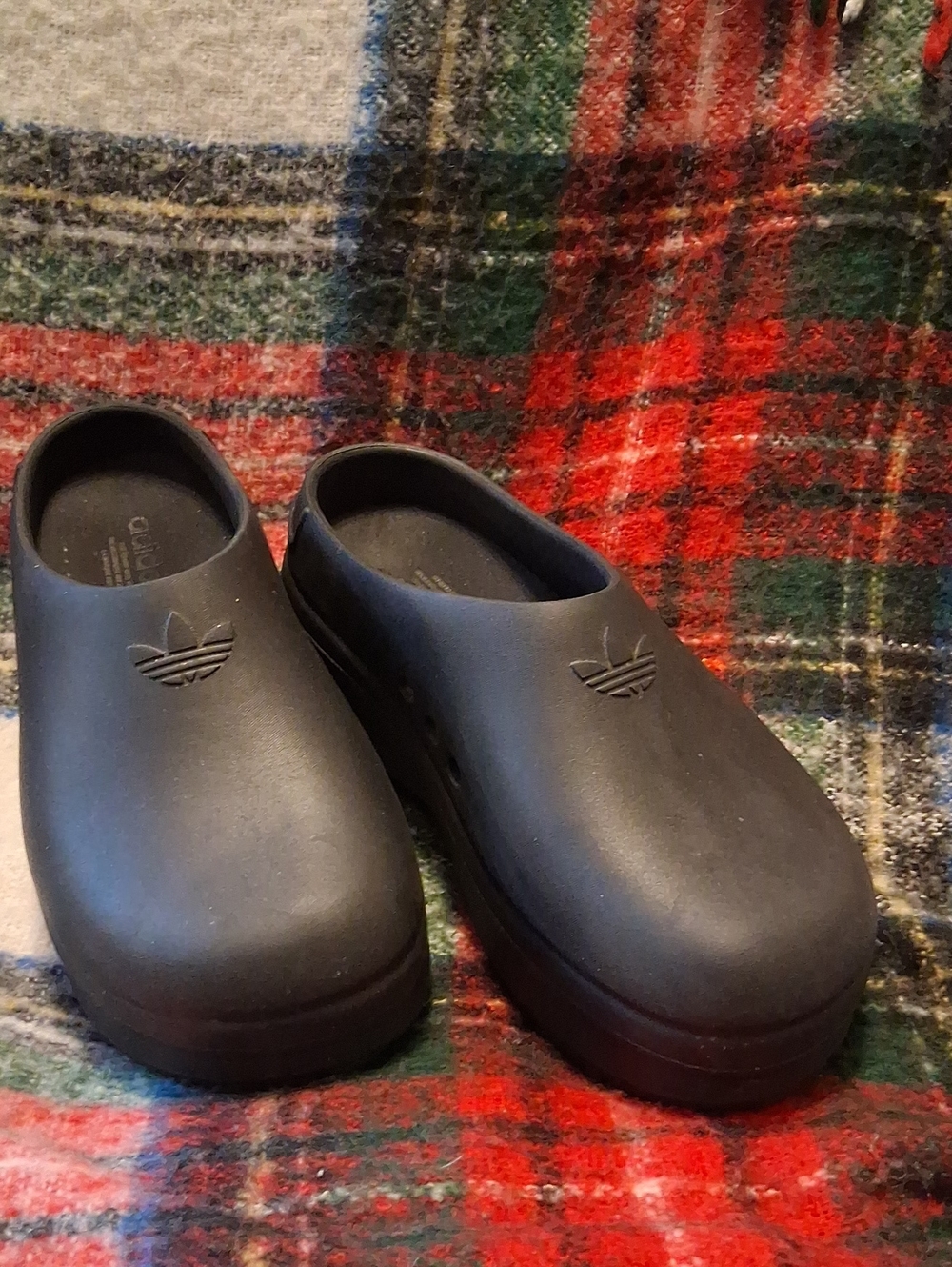 Unisex Adidas Black Slip-On Clog Loafers...AMAZING!